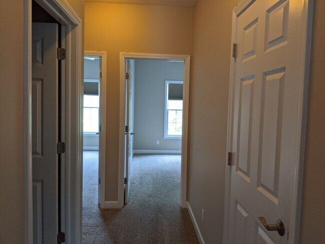 Building Photo - 5456 Dairy Ln