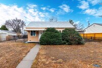 Building Photo - 981 Lansing St