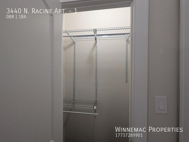 Building Photo - 3440 N Racine Ave
