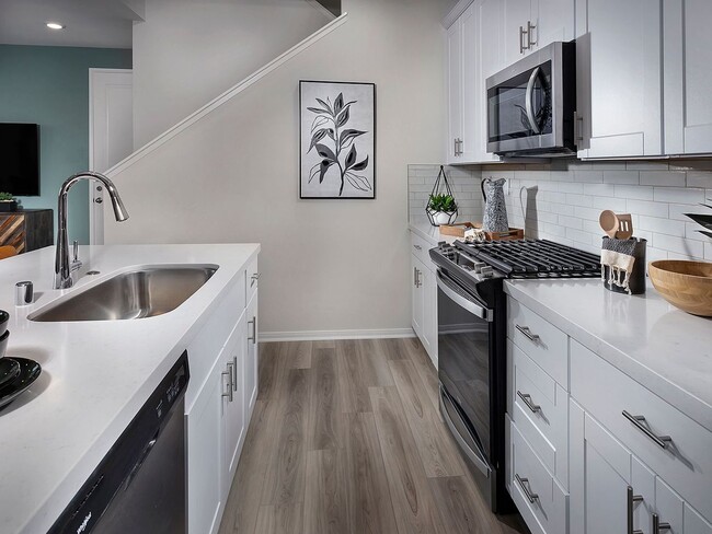 Building Photo - "Coming Soon" Beautiful 3 bedroom end unit in the heart of Rancho Mission Viejo