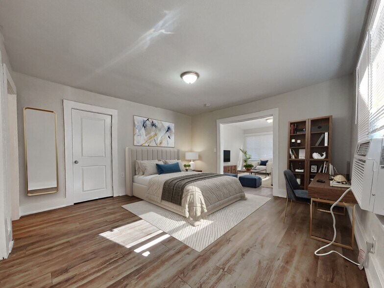 Building Photo - 2208 Avenue U B Ave