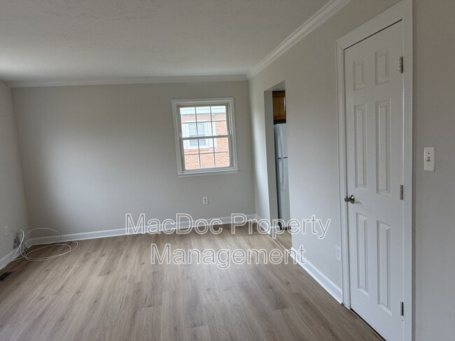 Building Photo - 2331 McClellan Ct