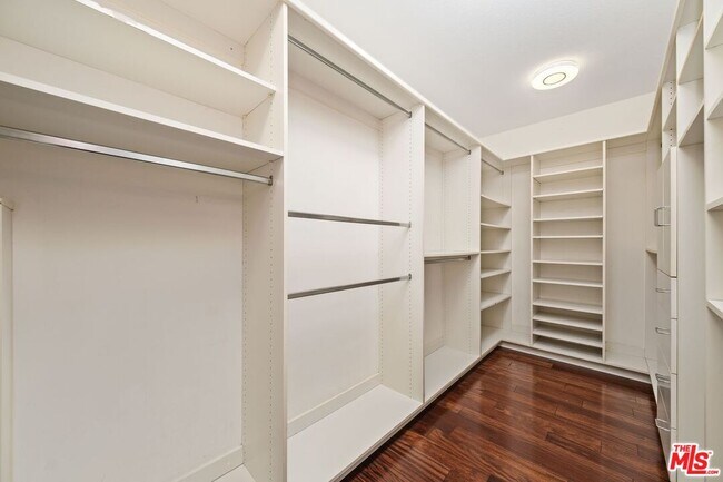 Building Photo - 11815 Folkstone Ln