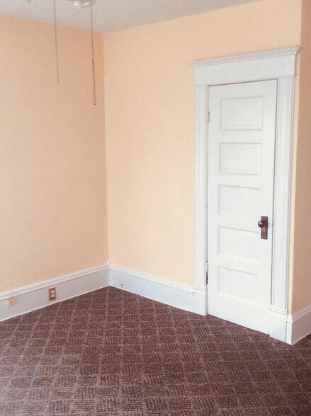 Building Photo - 715 W Colorado Ave