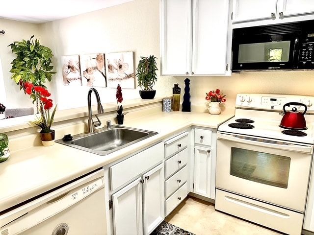 kitchen - 1314 La Terrace Cir