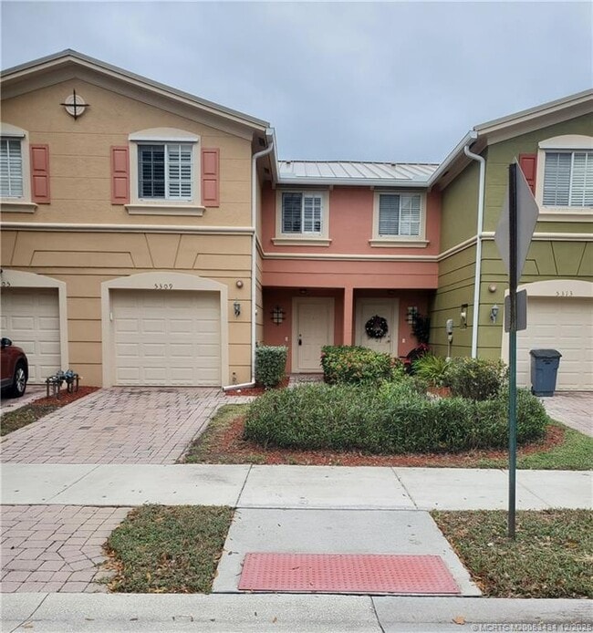 Primary Photo - 5309 SE Jennings Ln