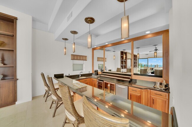 Building Photo - 30 Ritz Cove Dr