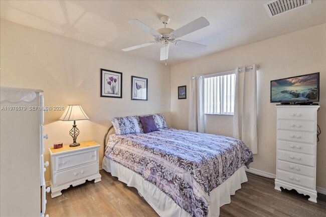 Building Photo - 1205 SW 29th Terrace