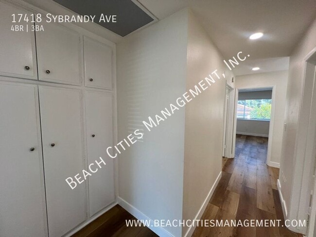 Building Photo - 17418 Sybrandy Ave