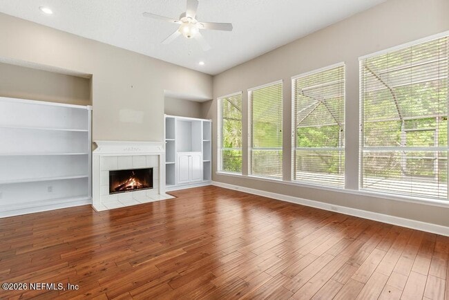 Building Photo - 337 S Mill View Way
