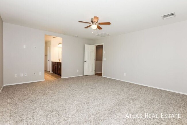 Building Photo - 12176 W Chase Ln