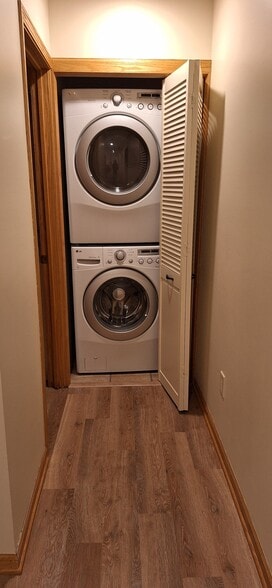 Washer and Dryer Closet - 5930 Cranberry Dr
