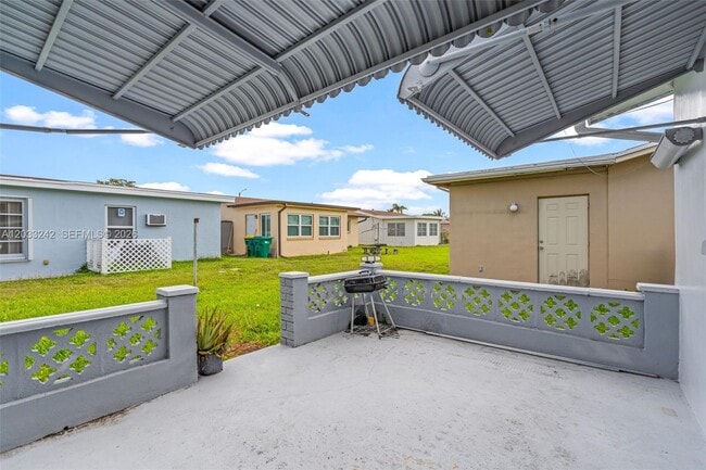Building Photo - 7505 NW 58th St