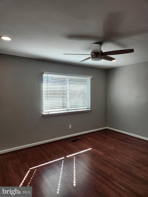 Building Photo - 8404 N Brook Ln