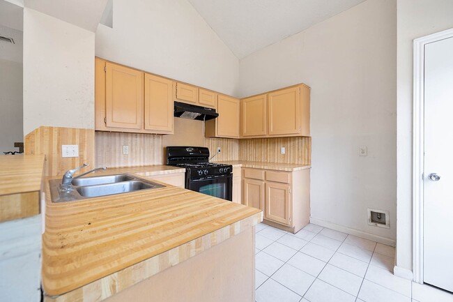 Building Photo - 11918 Westwold Dr