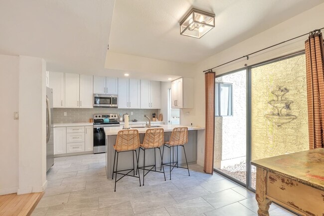 Building Photo - Gorgeous Furnished Home in McCormick Ranch