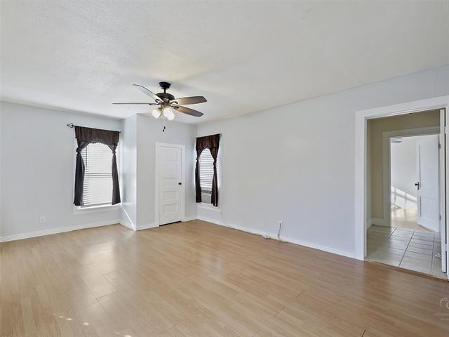 Building Photo - 105 E Hunt St