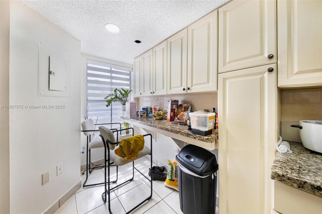 Building Photo - 1178 NW 123rd Pl