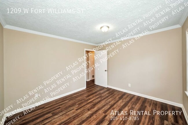 Building Photo - 1209 W Fort Williams St