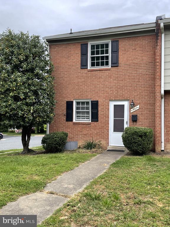 Building Photo - 547 Willis St