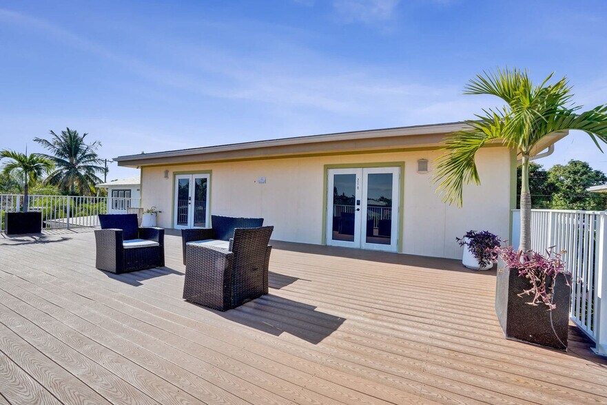 Building Photo - 905 N Federal Hwy