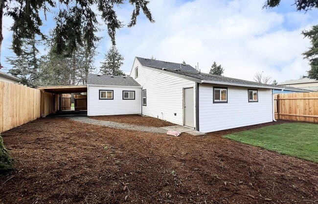 Building Photo - 202 NE 92nd Pl