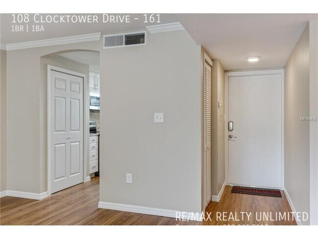 Building Photo - 108 Clock Tower Dr