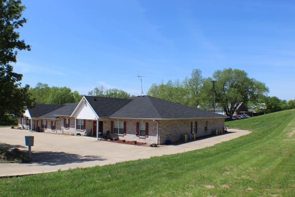 Building Photo - 2460 East 5th Street