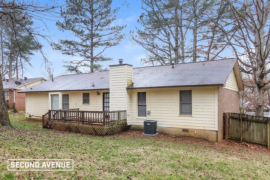 Building Photo - 116 Belair Trail