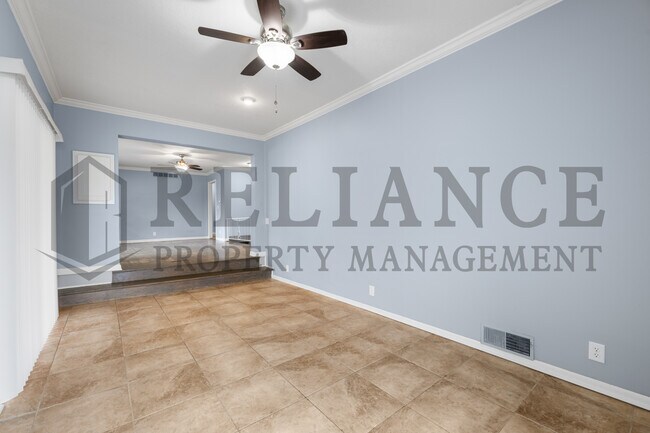 Building Photo - 512 Cindy St