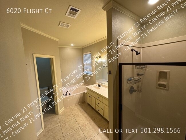 Building Photo - 6020 Flight Ct