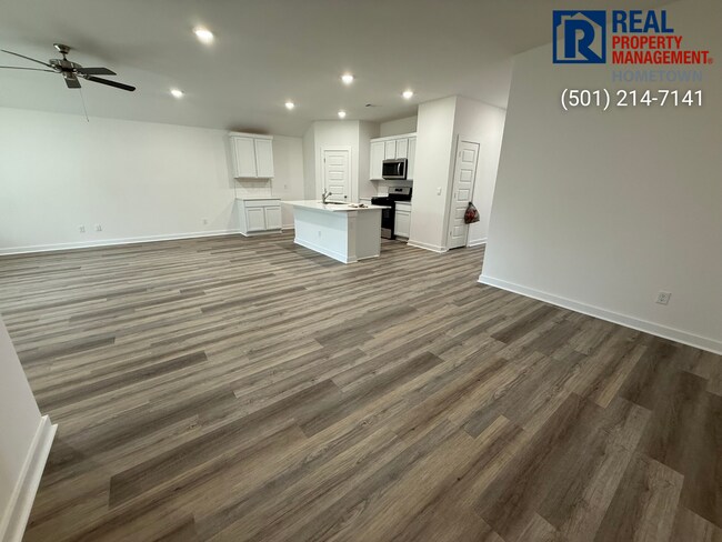 Building Photo - 4340 Sloan Dr