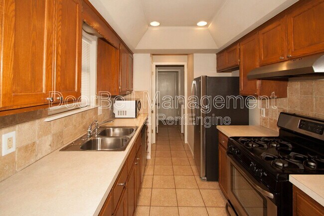 Building Photo - 9338 S 92nd E Ave