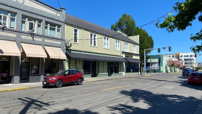 Building Photo - The Cunningham Apartments