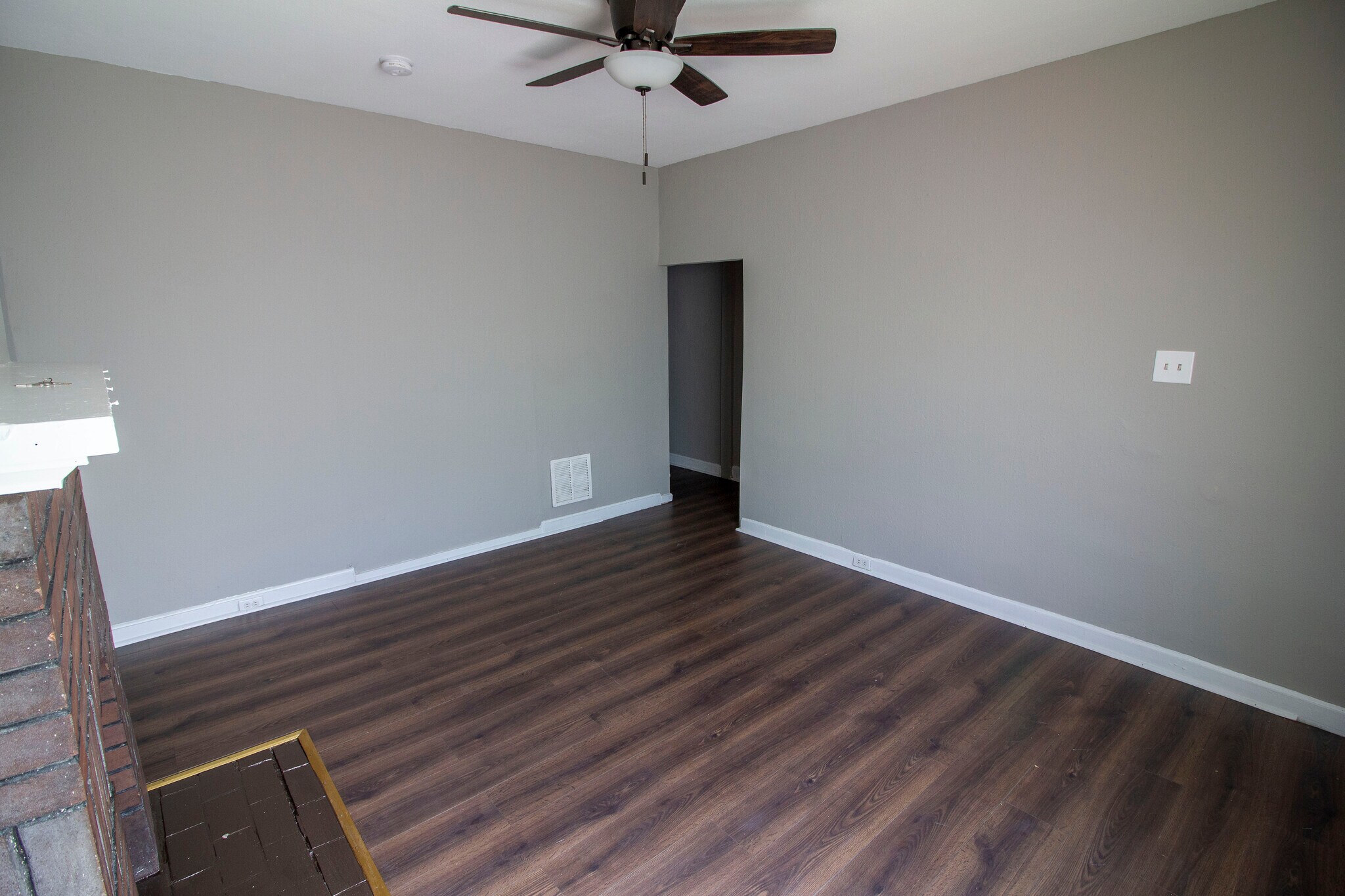 Building Photo - 2835 Miami St