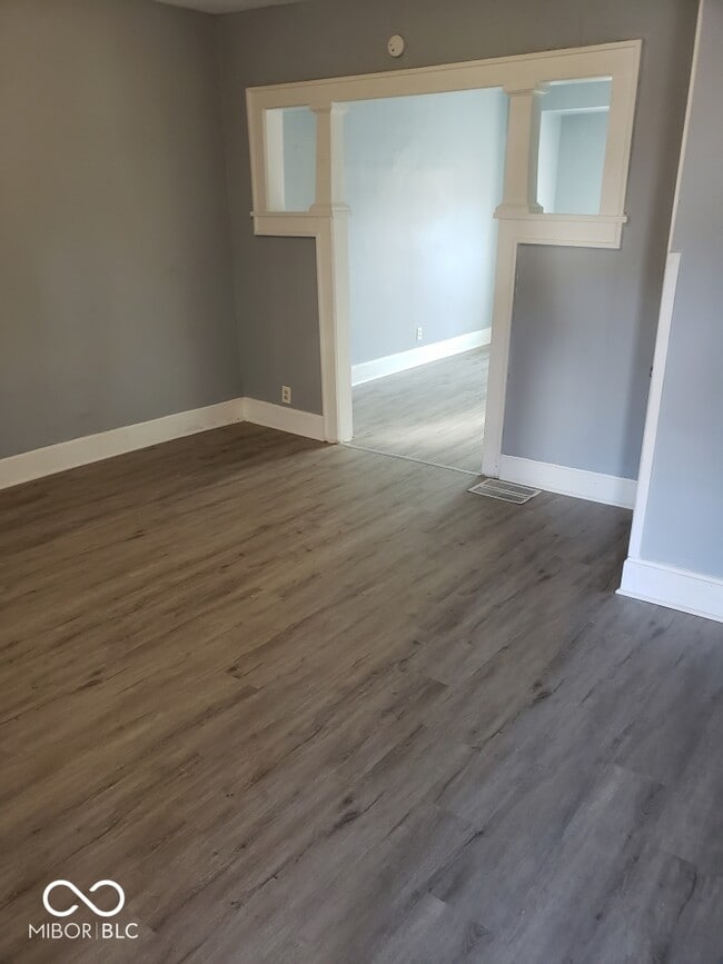 Building Photo - 4913 E Michigan St