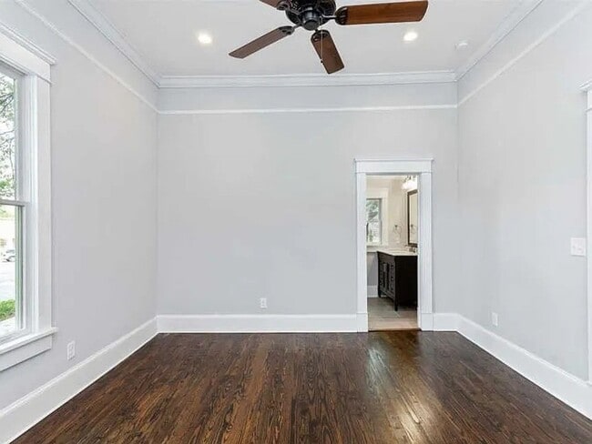 Building Photo - 632 Grady Pl SW