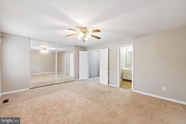 Building Photo - 16250 Taconic Cir