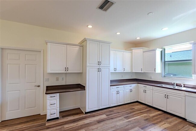 Building Photo - 25206 Nocturne Ln