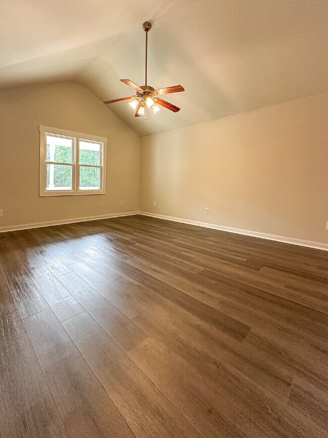 Building Photo - Peaceful One-Story Retreat in Franklinton, NC