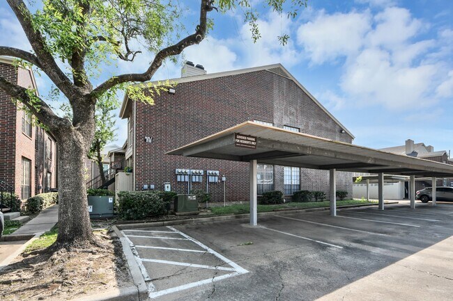 Building Photo - 8055 Cambridge St