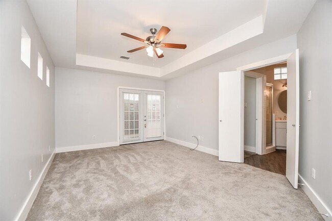 Building Photo - 9711 Marlive Ln