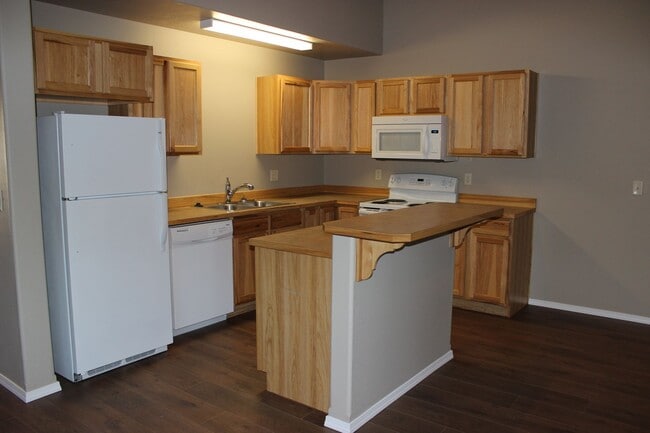 Building Photo - 16671 Shaw Pine Ct