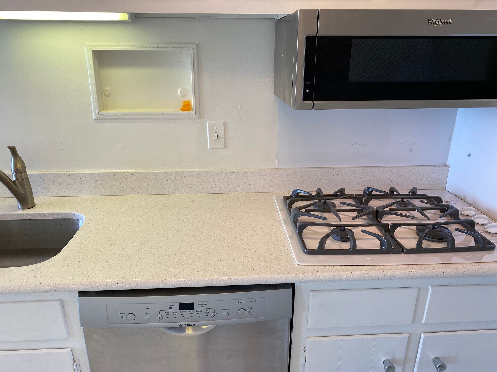 Building Photo - 10201 Grosvenor Pl