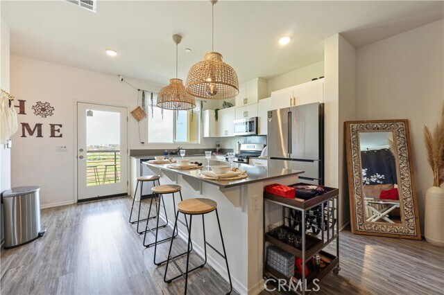 Building Photo - 5240 Beachfront Cove