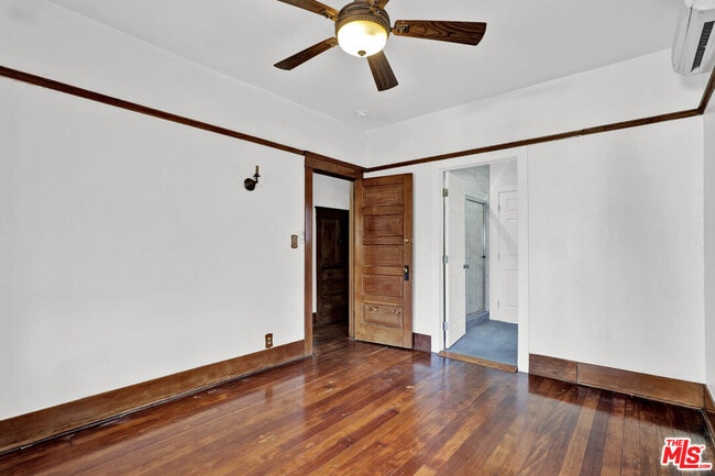 Building Photo - 1340 W 30th St
