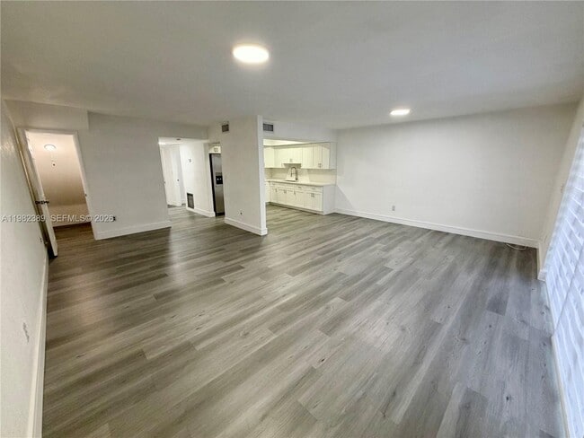 Building Photo - 7155 W 2nd Way