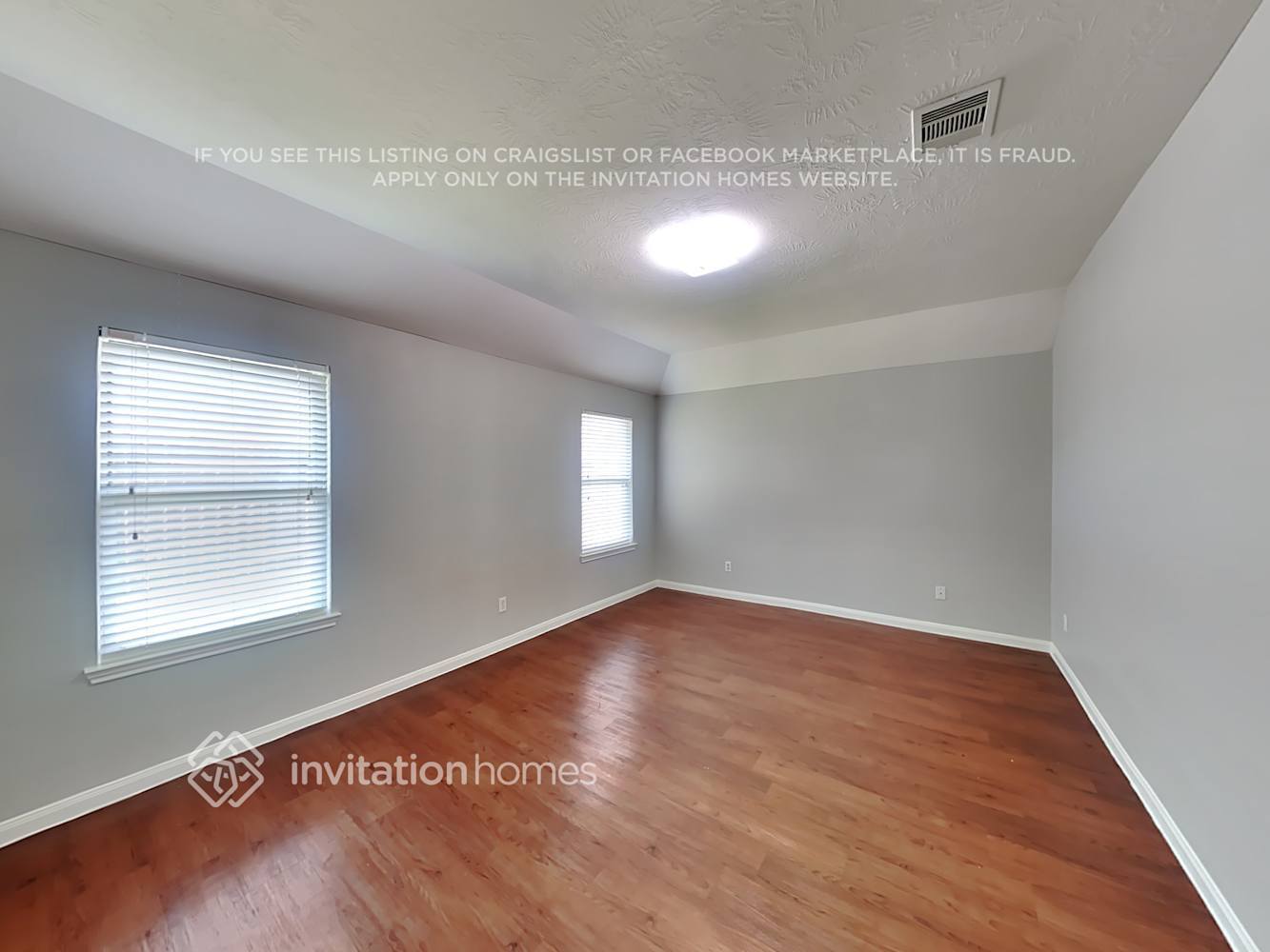 Building Photo - 18822 Dennington Dr