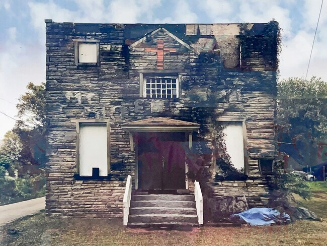 Building Photo - 775 Tanglewood St