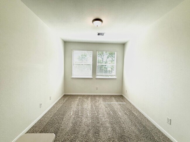 Building Photo - 159 W Coralburst Lp